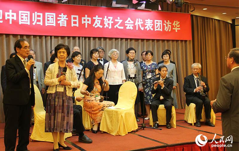 日本残留孤児代表団が中国を訪問　現地の友好協会から熱烈な歓迎