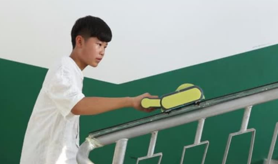 安徽省の少年、「階段上りの神器」を発明