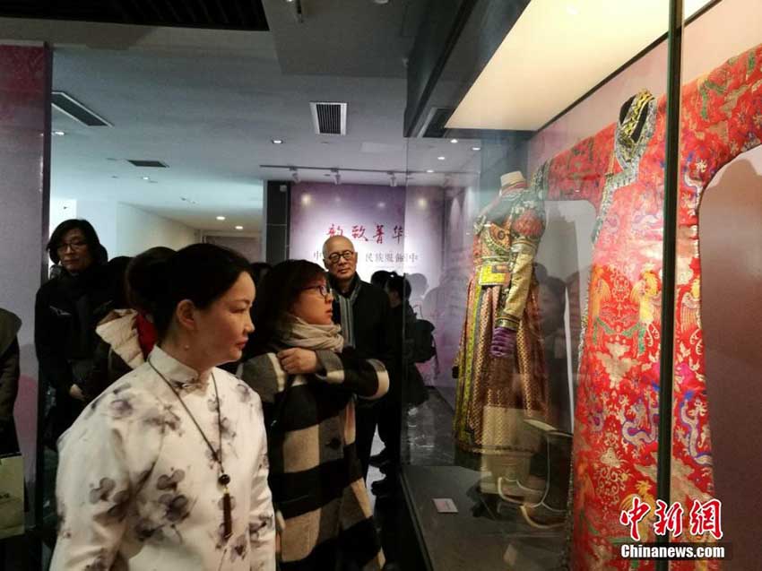 「中国女性民族衣装展」が蘇州で開催　江蘇省