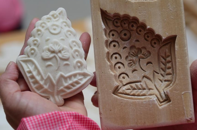 型抜きマントウ「麺花」の生産ピークに　河北省