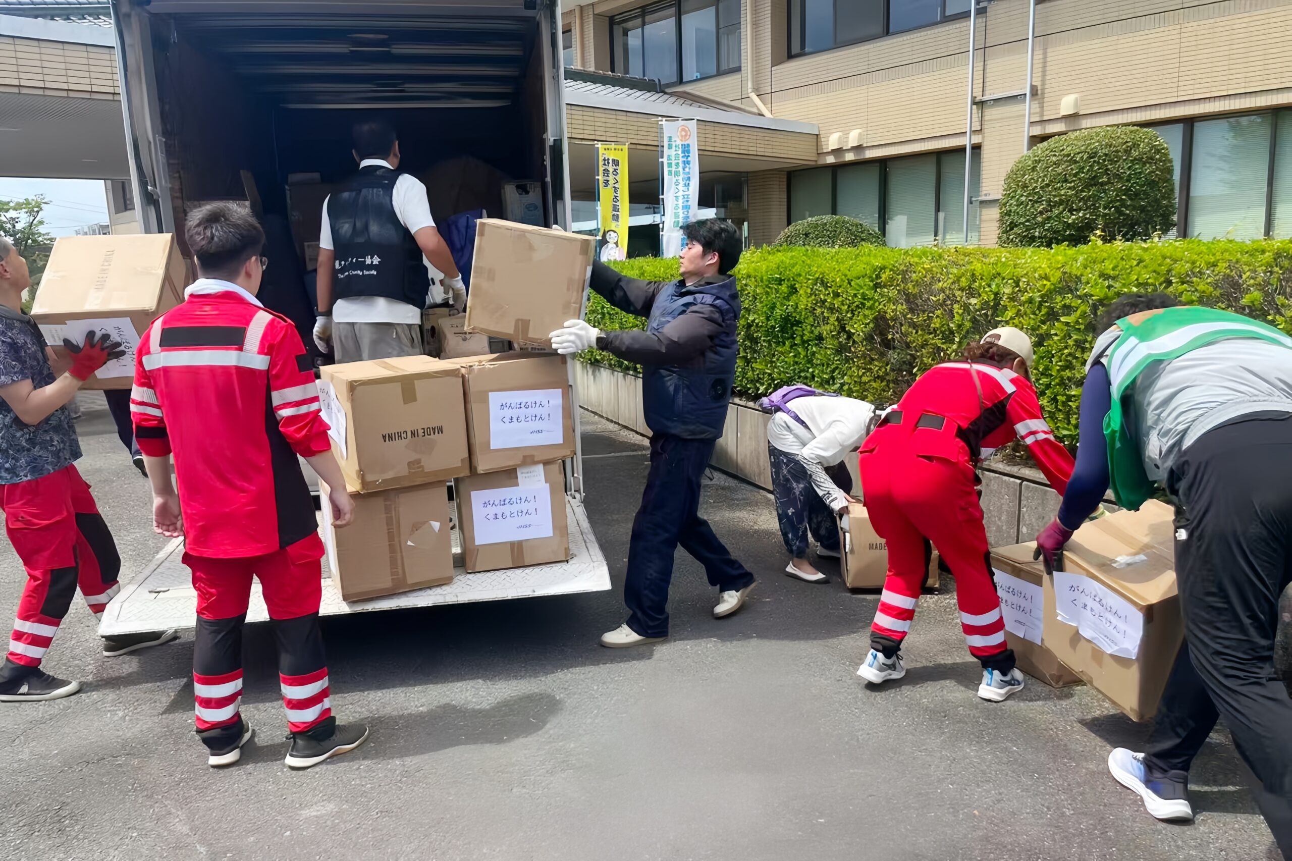 在日華人コミュニティが熊本へ迅速な支援：10トン超の物資を被災地へ緊急輸送